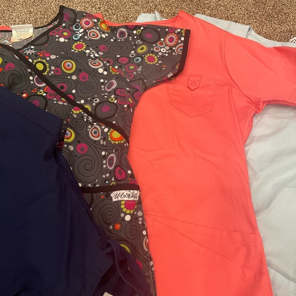 Scrub Set - Picture 2 of 9